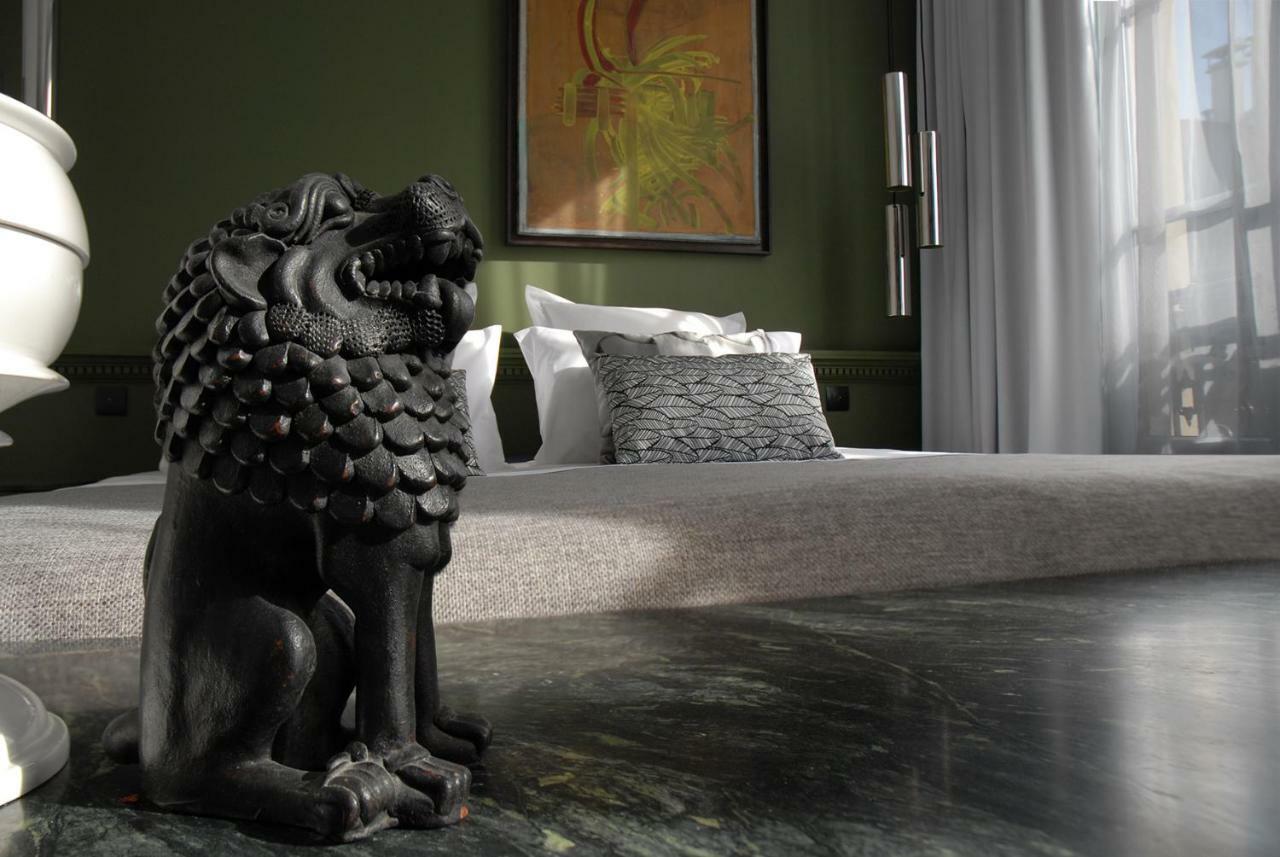 The Sleeping Lion Apartment Paris Exterior photo